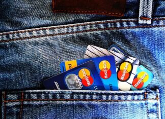 Z jakiego powodu bank może zamknąć konto? Z jakiego powodu bank może zamknąć konto?
