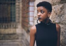 Jak sprawdzić czy pasuje mi kolczyk w nosie?